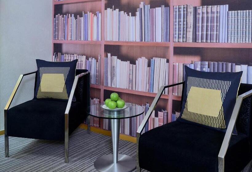 آپارتمان خانوادگی, Kew Green Hotel Wanchai Hong Kong