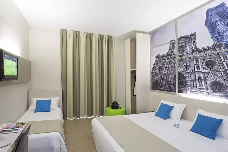 スタンダードトリプルルーム, B&b Hotel Firenze Nuovo Palazzo Di Giustizia