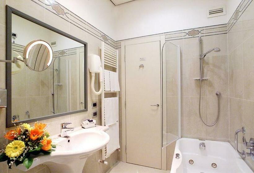 سوییت جونیور, C Hotels Atlantic