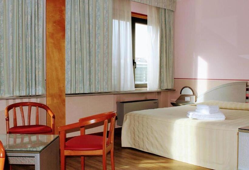 스탠다드 룸, Albatros