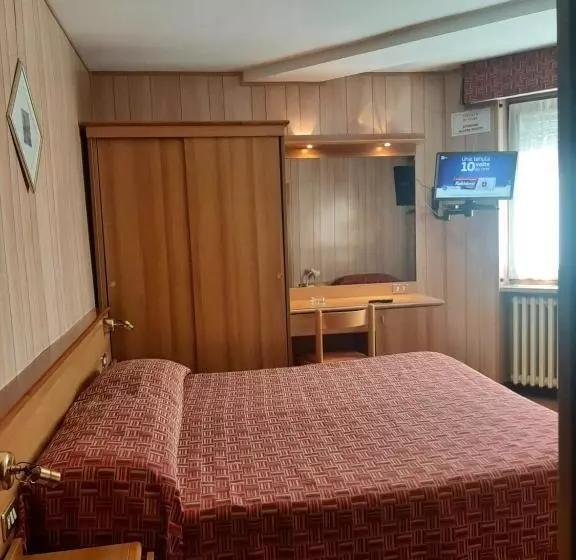 スタンダードシングルルーム, Albergo Panice