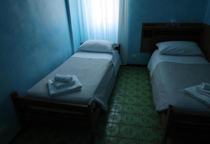 غرفة عائلية, Albergo Stella Di Mare