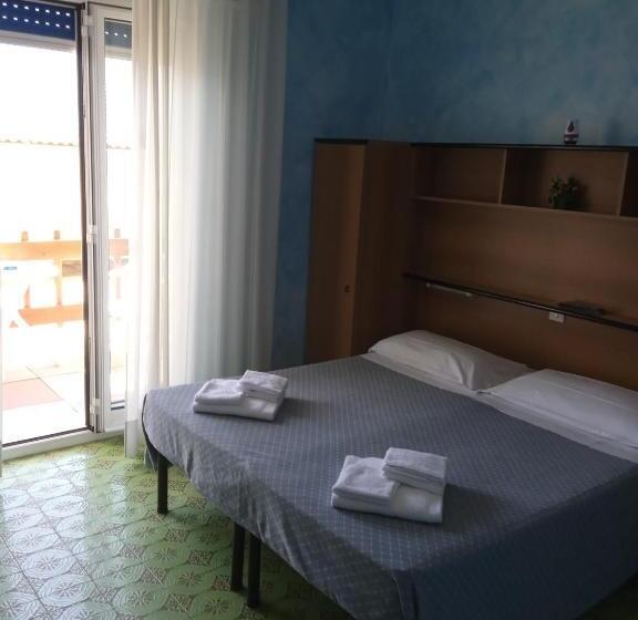 Quarto Estandar com Sacada, Albergo Stella Di Mare