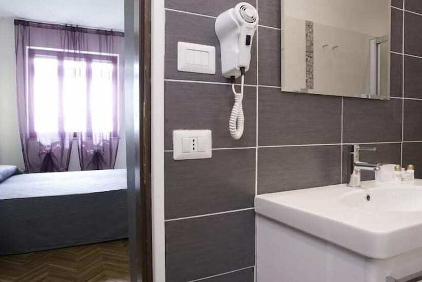 Номер Стандарт, Astoria