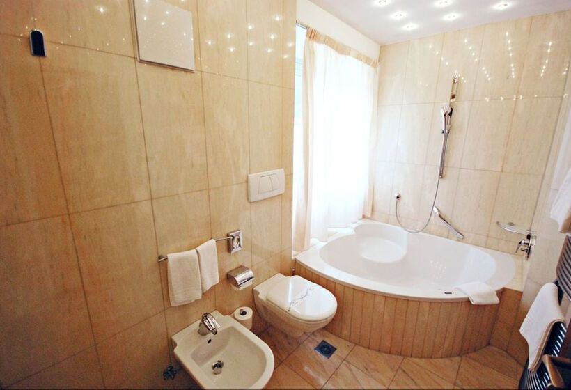 غرفة كلاسيكية, Aurora