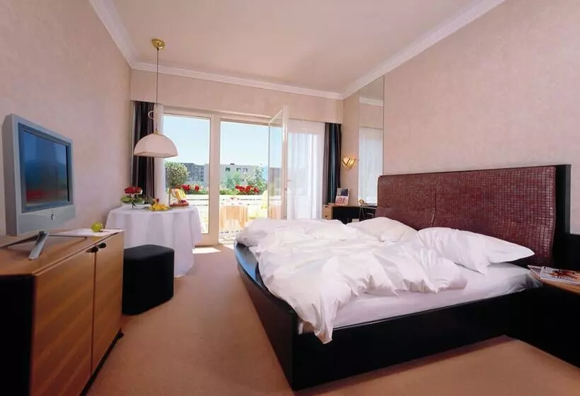 Classic room with balcony, Aurora