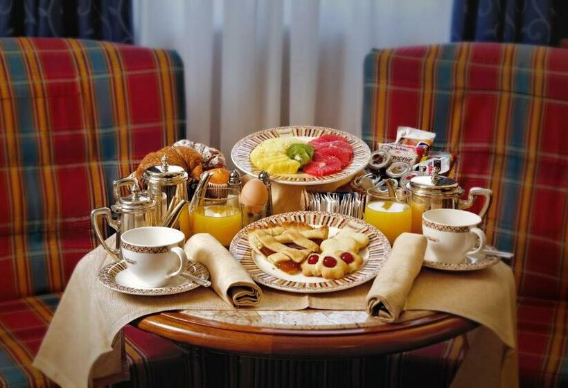 اتاق استاندارد سه نفره, Capitol Milano