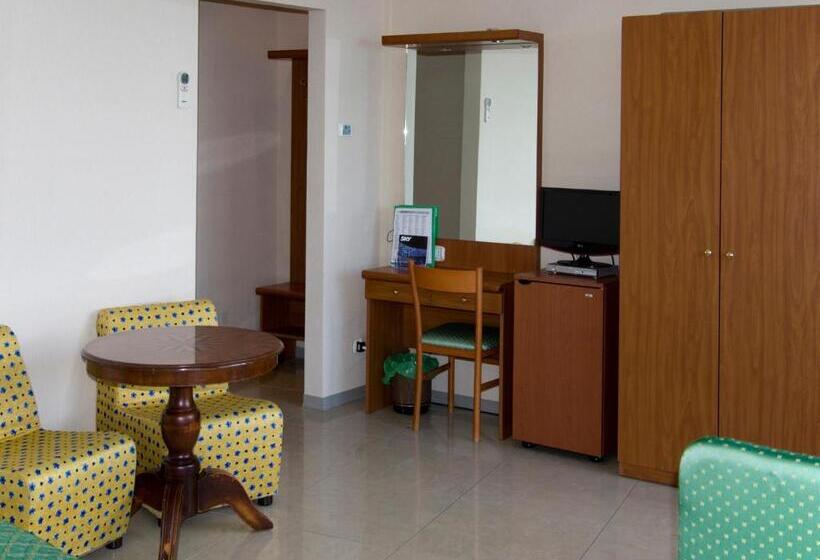 Triple Room Sea View, Cristallo