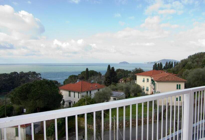 Номер Стандарт Вид на Море, Cristallo