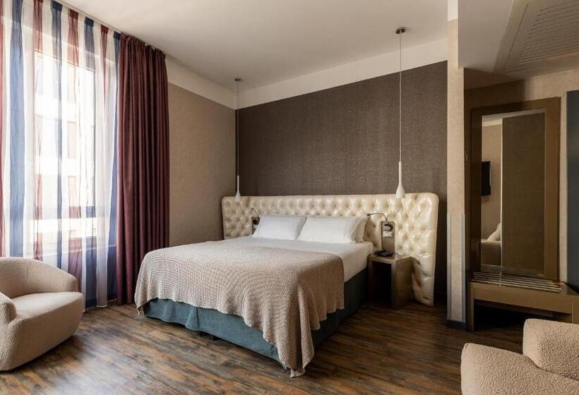 سوییت جونیور, C Hotels Atlantic