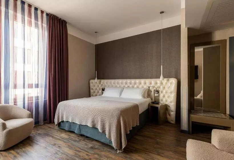 سوییت جونیور, C Hotels Atlantic