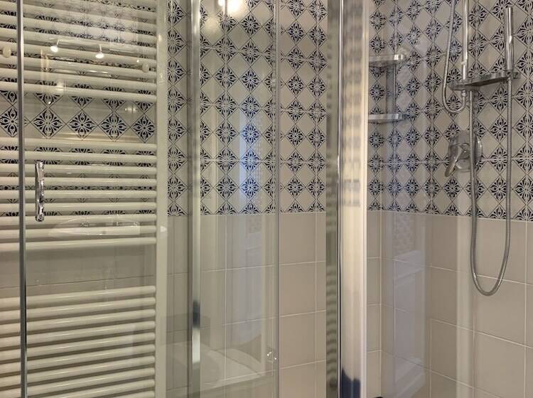 Camera Tripla Classica con Balcone, David