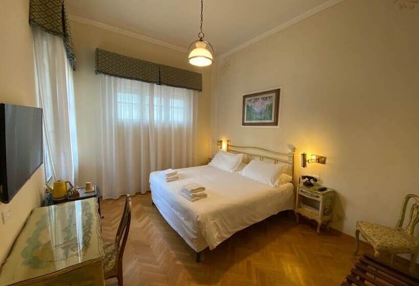 Camera Standard Piano Terra, David