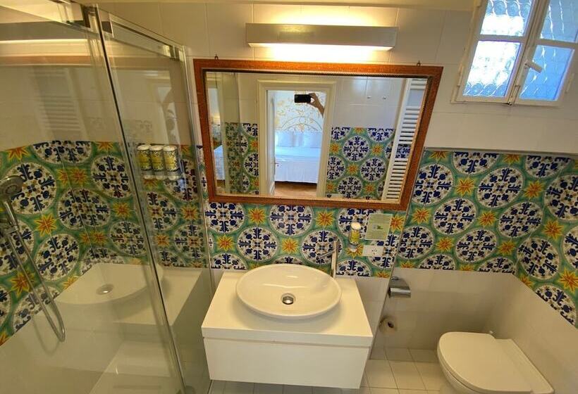 Camera Standard, David