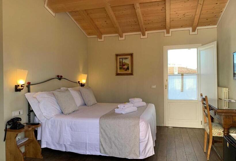 Camera Standard con Terrazza, David