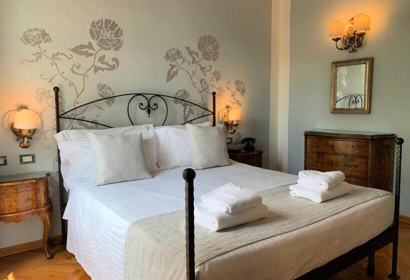 Camera Standard con Balcone, David