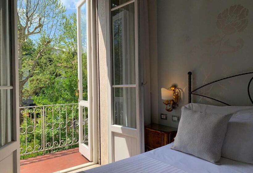 Camera Standard con Balcone, David