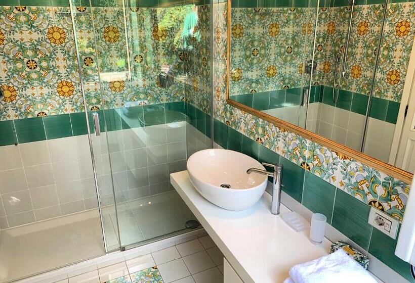 Camera Standard con Balcone, David