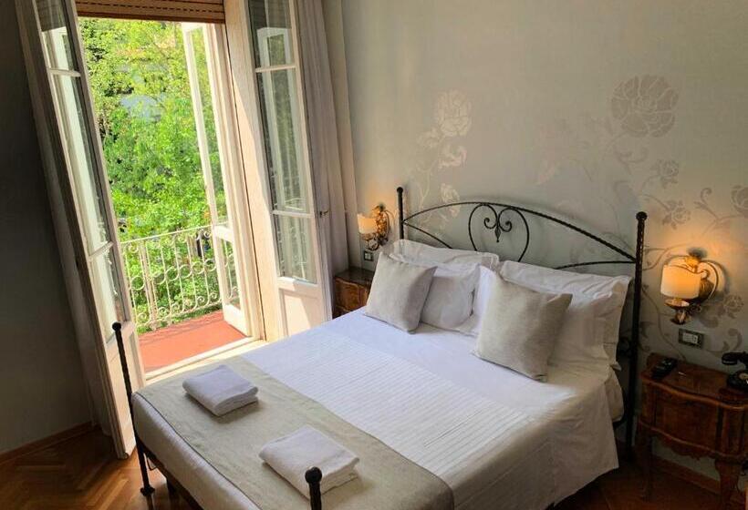 Camera Standard con Balcone, David