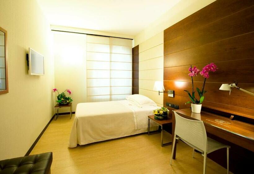 수피리어 싱글 룸, D'este