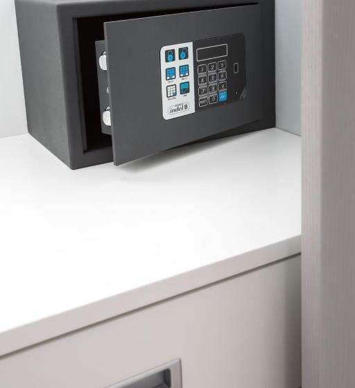 اتاق سوپریور چهار تخته, Ferretti