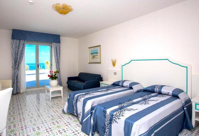 Quarto Superior Quádruplo, Ferretti