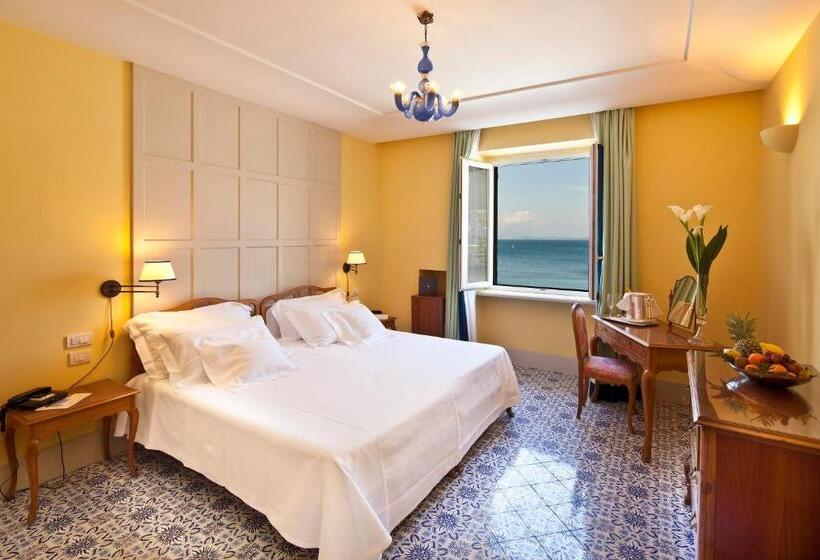 Номер Стандарт Вид на Море, Regina Isabella Resort Spa Restaurant