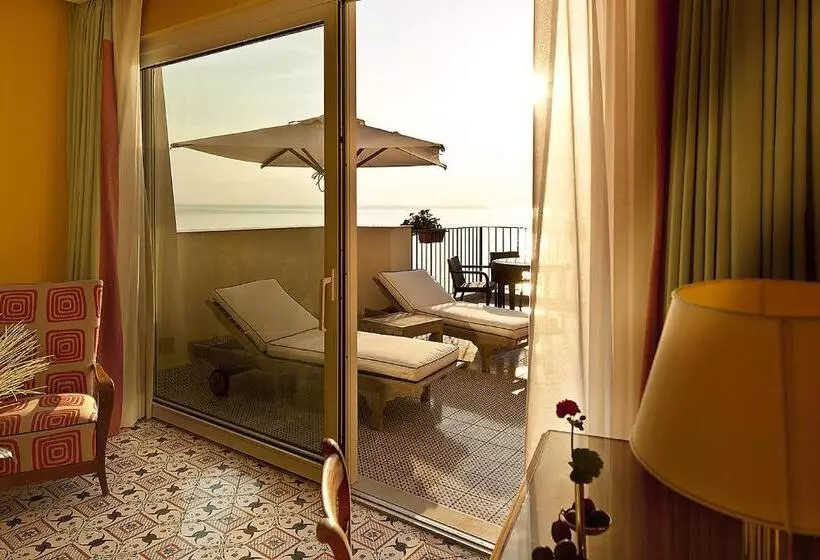 オーシャンビュージュニアスイート, Regina Isabella Resort Spa Restaurant