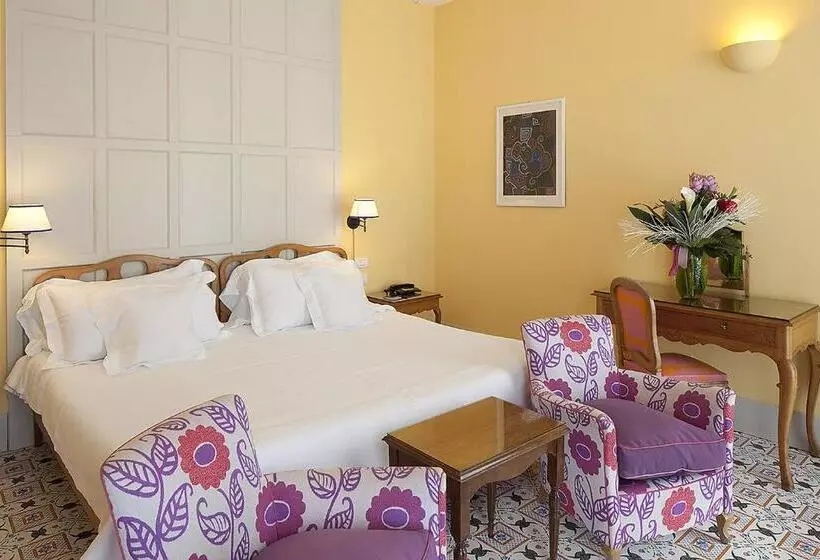 オーシャンビュージュニアスイート, Regina Isabella Resort Spa Restaurant