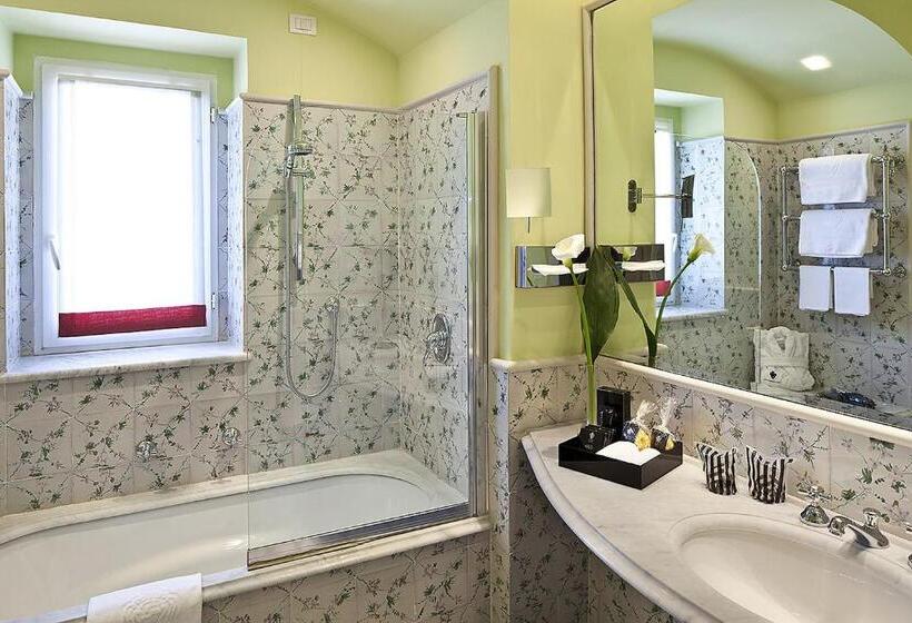 غرفة سوبيريور مطلّة علي الحديقة, Regina Isabella Resort Spa Restaurant