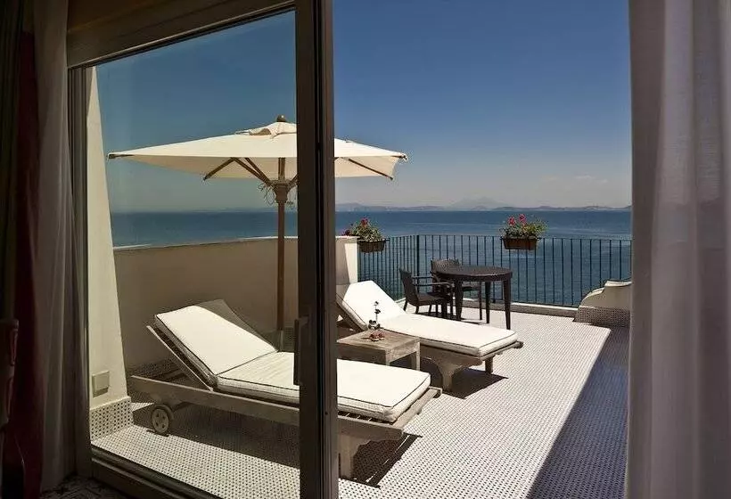 オーシャンビュージュニアスイート, Regina Isabella Resort Spa Restaurant