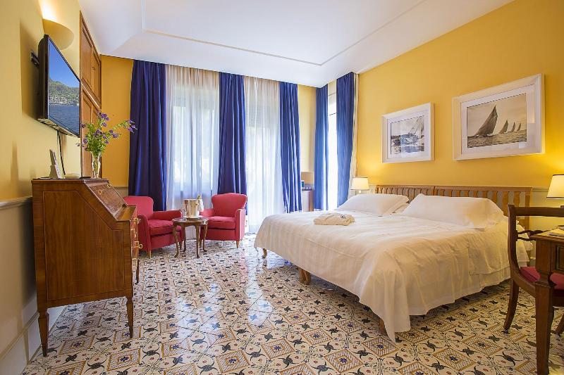 جناح جونيور, Regina Isabella Resort Spa Restaurant