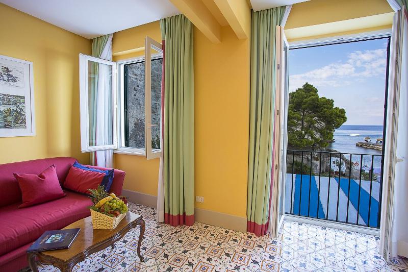 جناح جونيور, Regina Isabella Resort Spa Restaurant