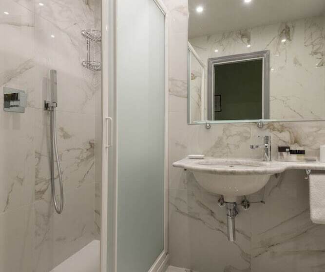 اتاق استاندارد یک نفره, Palazzo Dal Borgo