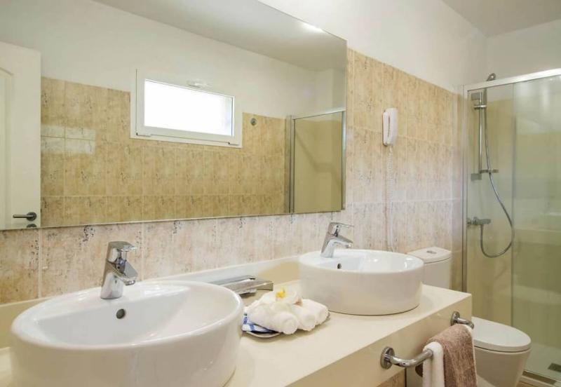 اتاق استاندارد چهار تخته, Palazzo Dal Borgo