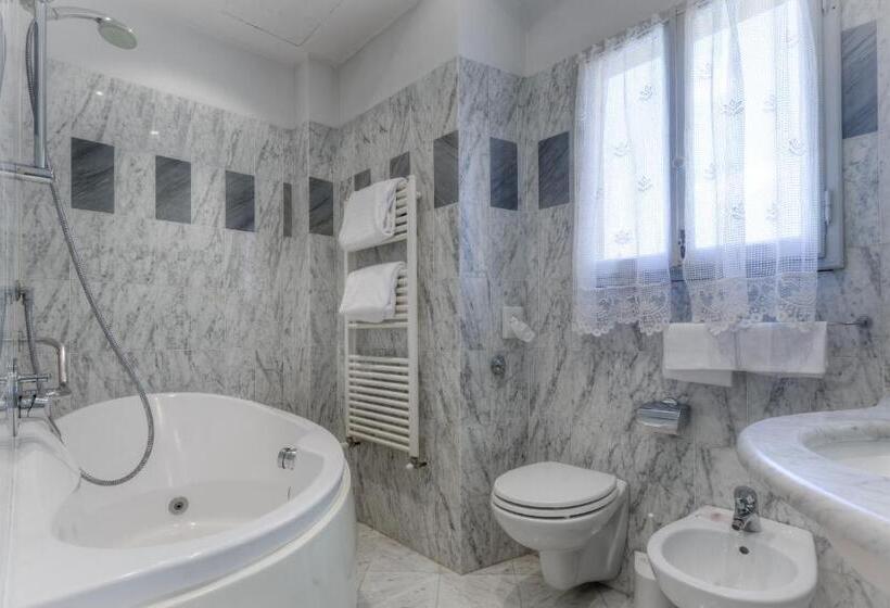 اتاق استاندارد, Palazzo Dal Borgo