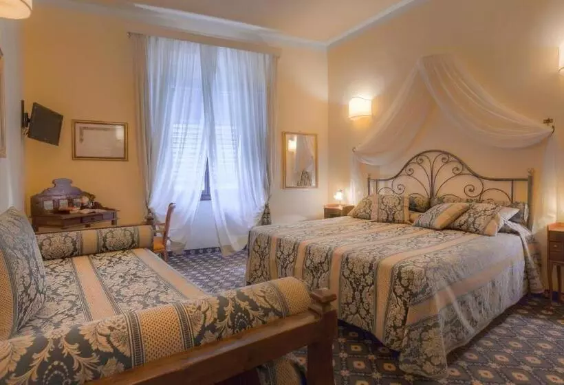 اتاق استاندارد چهار تخته, Palazzo Dal Borgo