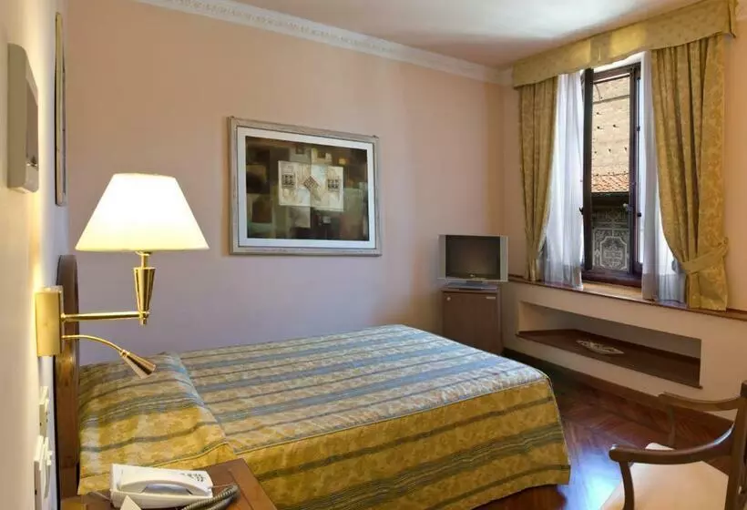 Quarto standard, Pierre
