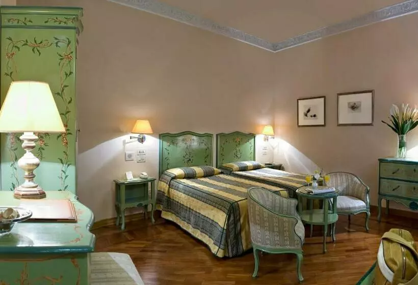 Quarto Triplo Standart, Pierre