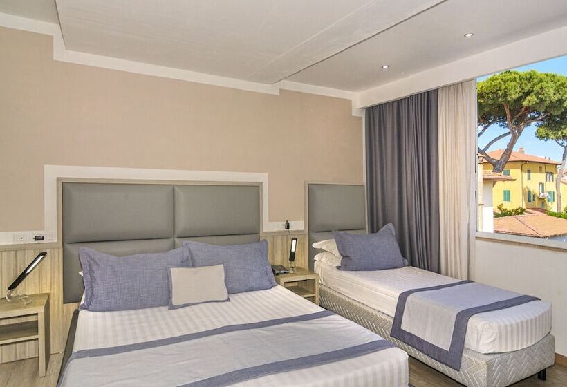 컴포트 트리플 룸, Raffaelli Park