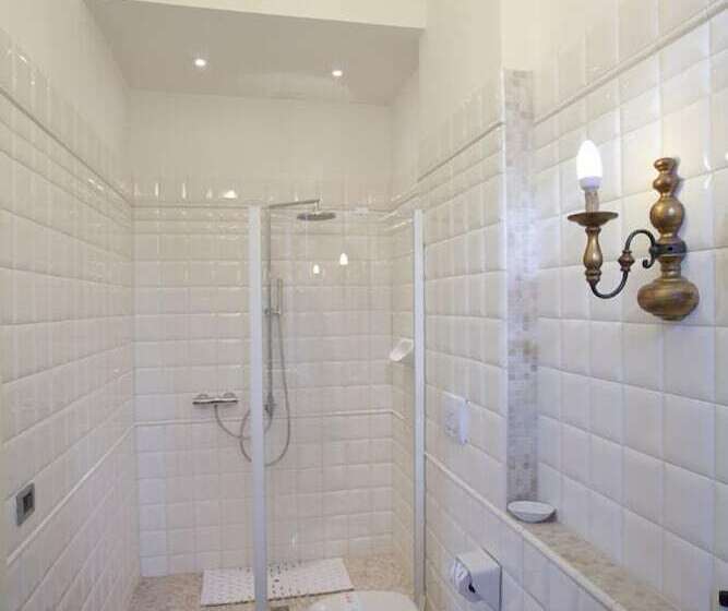 舒适型房间, Ala D Oro