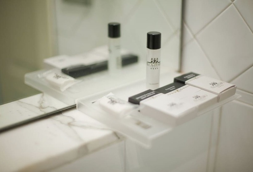 经典单人间, Ala D Oro