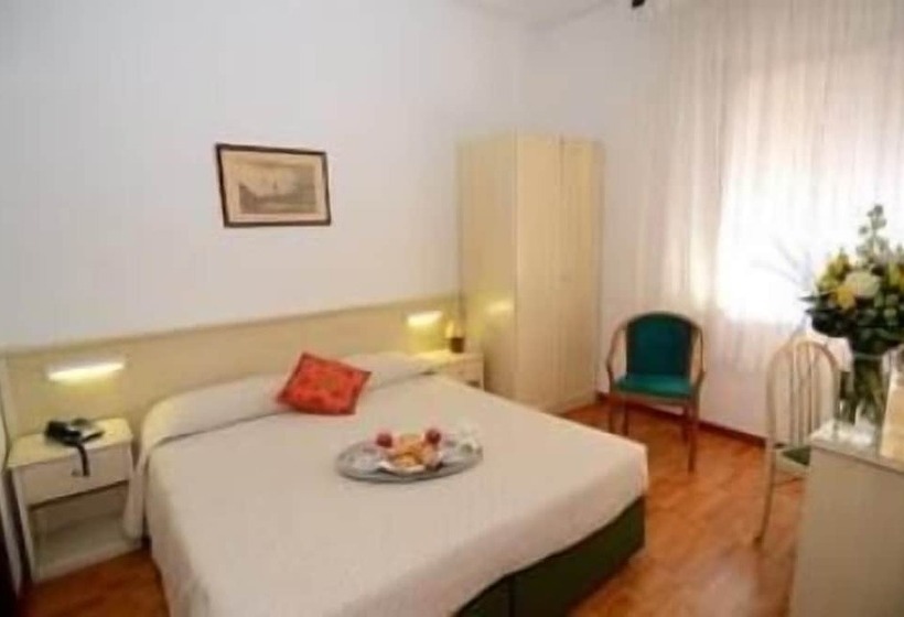 Economy Zimmer, San Giuliano