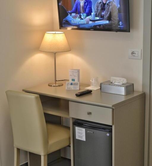 Quarto Estandar, Tiffany