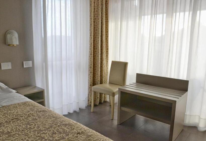 标准间带阳台, Tiffany