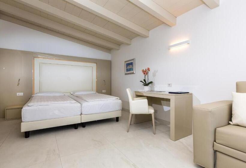 סוויטת ג'וניור נוף הרים, Vega