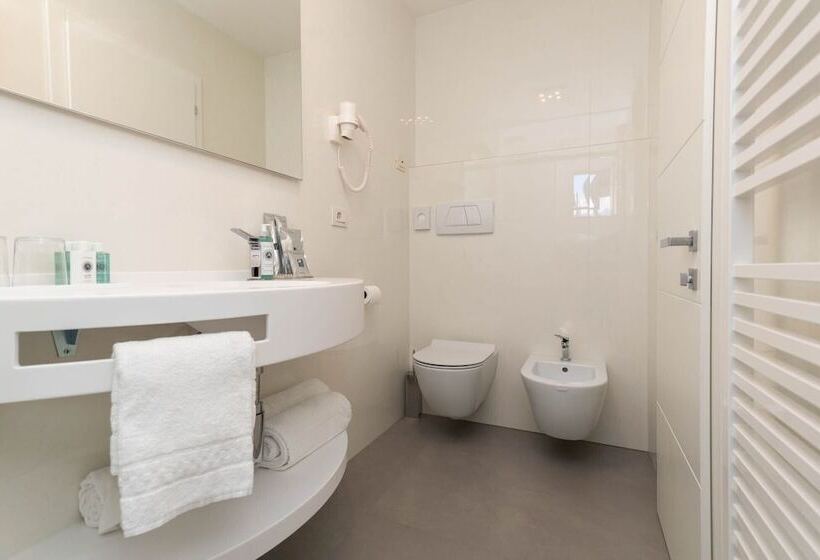 חדר סטנדרט נוף לאגם, Vega