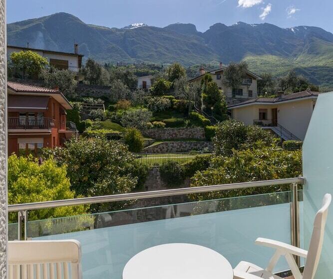 חדר סטנדרט נוף להרים, Vega