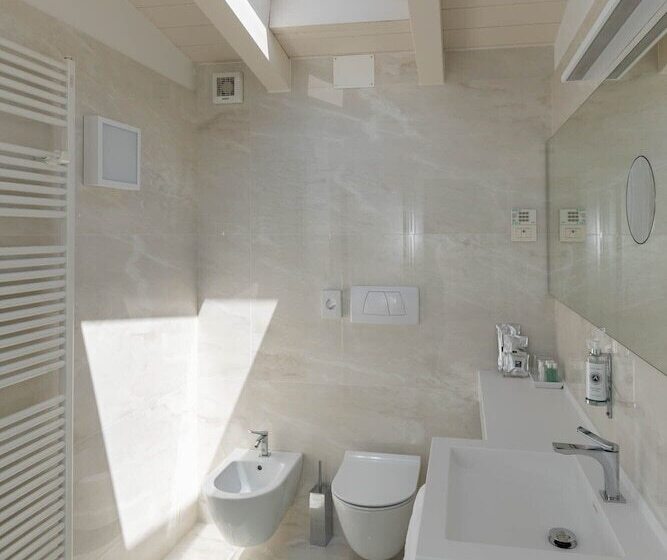 סוויטת ג'וניור נוף הרים, Vega