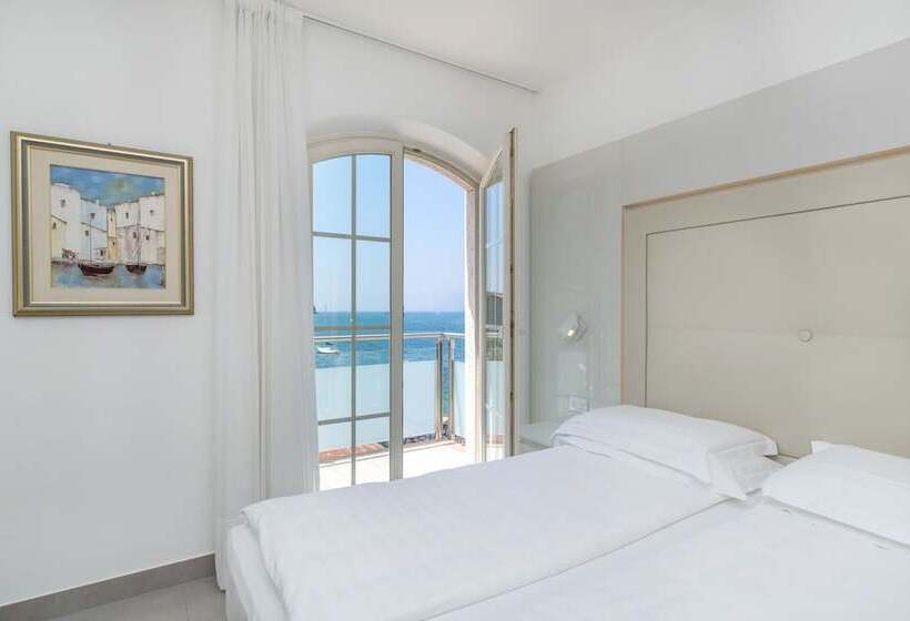 标准间带湖景, Vega